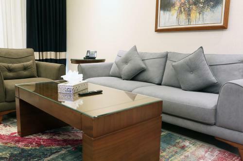 Weekend Hotel Sari