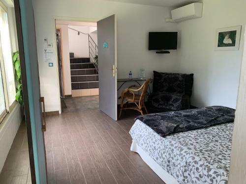 Bed & Breakfast La Raimbaudi�re