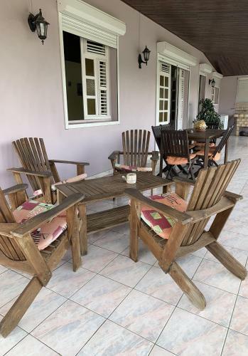 Apartamento H�bergement Mouchas F4 - Dans Villa Les Polycias