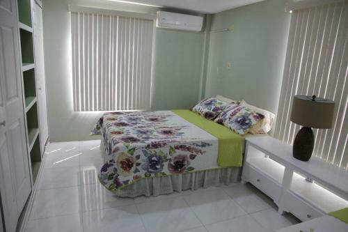 New Stunning Apartment
