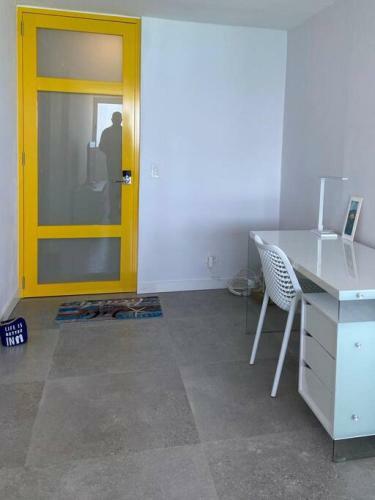 Apartamento Kasa Blue Ocean - 2 Bed 2 Bath For 4 Ocean View Balcony Beachfront Condo Pool