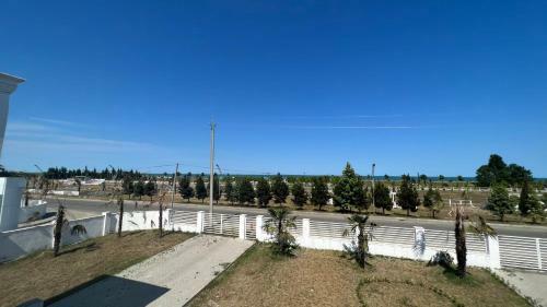 Hostal Astara Boulevard Village