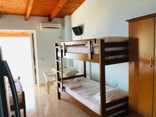 Hostal Kliti's Room