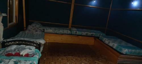 Famana Hostel