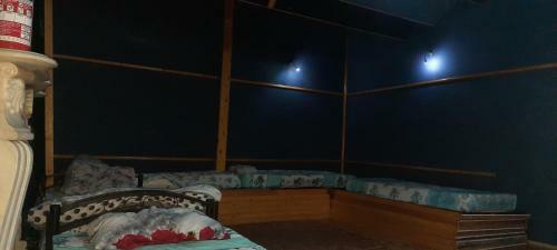 Famana Hostel