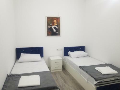 Pak Az Hotel