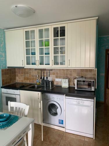 Beautiful Sea View Apartment In Aheloy