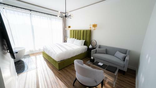 Hotel Mount Alverno Luxury Resorts