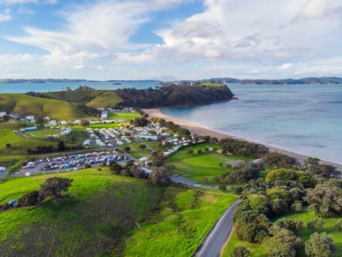Martin's Bay Magic - Martins Bay Holiday Home