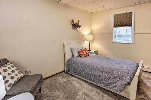 Spacious Fairbanks Home Fireplace, Walk Dtwn