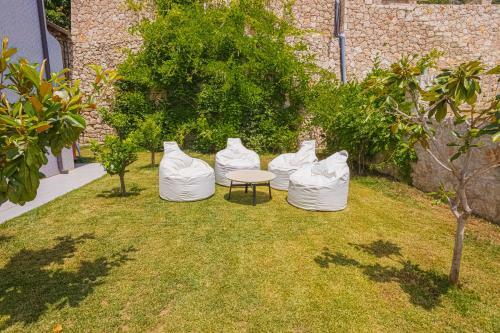 Hostal Vila&apartments Kadare
