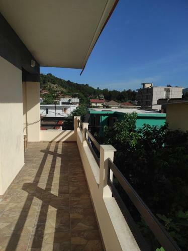 Tare Apartment