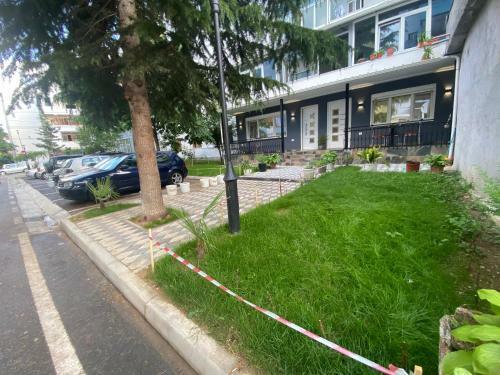 Hostal Rusi Apartments
