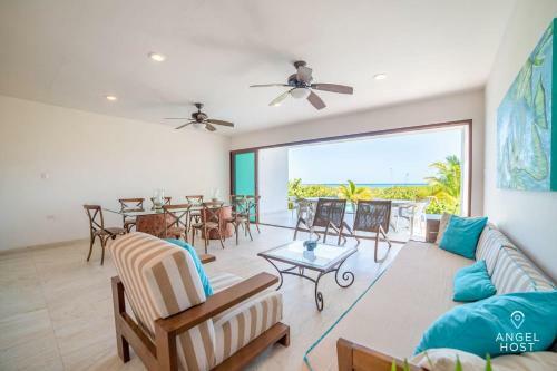 Family Beachfront Home With Private Pool Steps To The Sea