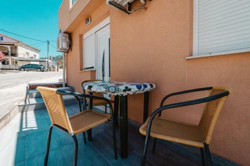 Hostal Apartments Bo?ena