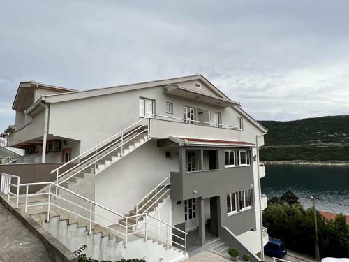 Hostal Villa Petra