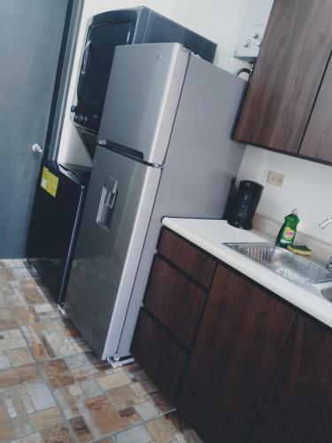 Apartamento Consulado Americano A Pocos Minutos D1