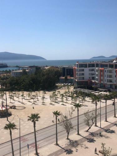Glorias Apartments