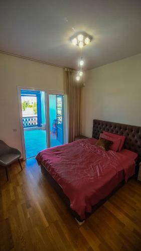 Marina Limasool 3 Bedroom Apartment & Pool