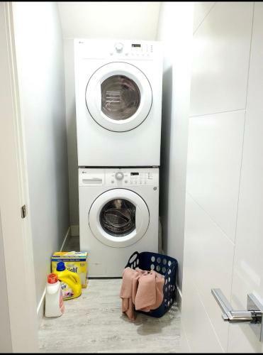 Apartamento Beautiful & Stylish 2 Bedroom Private Basement Suite