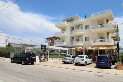 Downtown Hotel