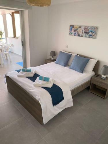 Casa Azzuro - Luxurious Modern Apartment Kapparis
