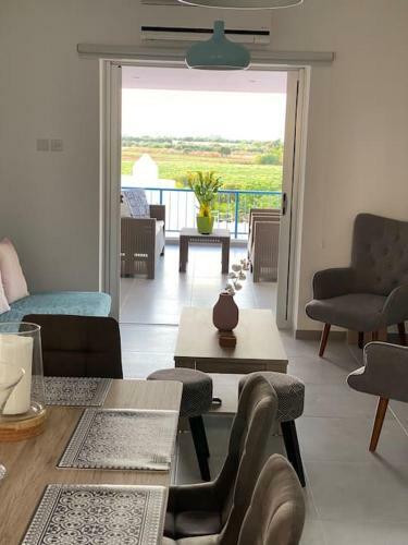 Casa Azzuro - Luxurious Modern Apartment Kapparis