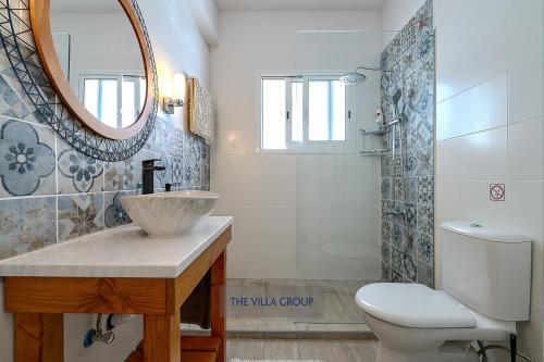 Thea Vista Apartment
