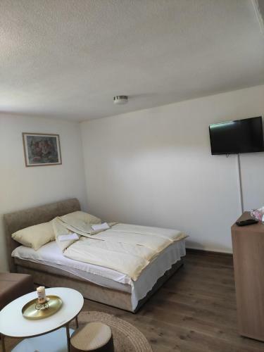 Dream Home Studio Apartments