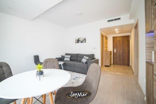 San-mar Apartments