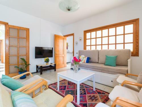 Agaete Pupe Home By Canariasgetaway