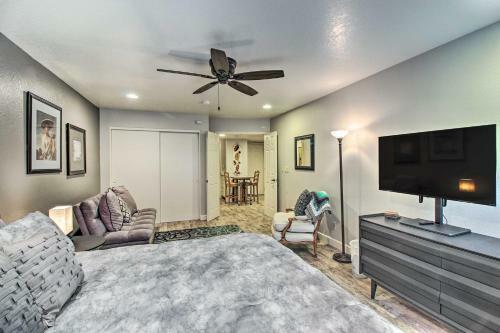 Apartamento Charming Pinetop Condo With Fireplace And Balcony