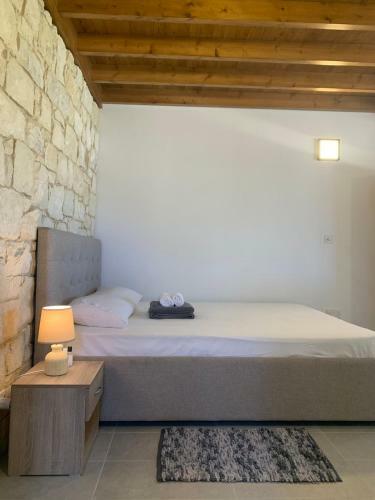 Apartamento Cosmema Stone House With Amazing Mountain View