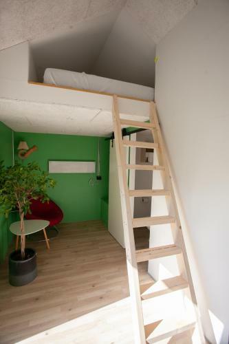 Apartamento Claustrophobic Shed / Central / Park / Stadium