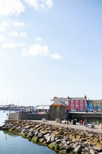 Morahan Apartment
