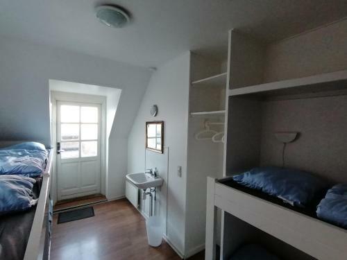 Gudhjem Vandrerhjem / Gudhjem Hostel
