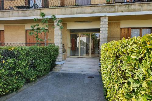 Apartamento Nice Apt With Balcony In Aix-en-provence