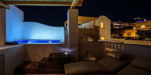 Bed & Breakfast Acro Blue Luxury Villas
