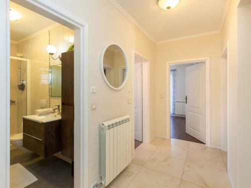 Villa Alba Vrsar With Jacuzzi And Sea View