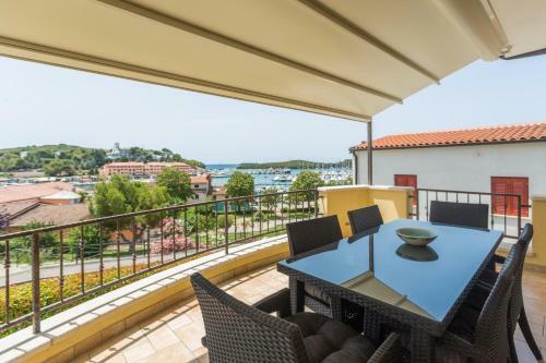 Villa Alba Vrsar With Jacuzzi And Sea View