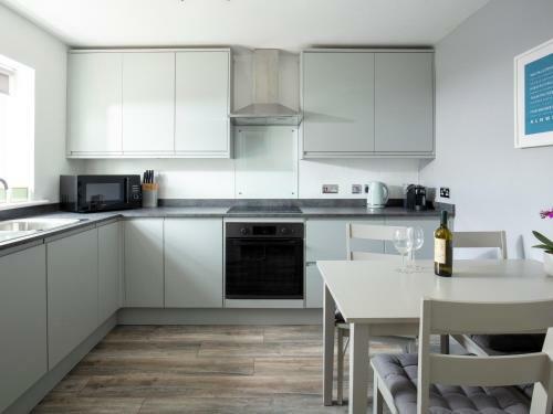 1 Wesley Mews