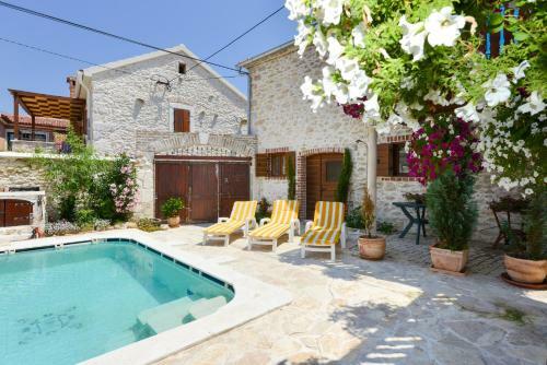 Apartamentos Studios Villa Romantica