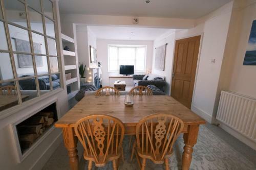 Fantastic 2bd Holiday Cottage West Sussex