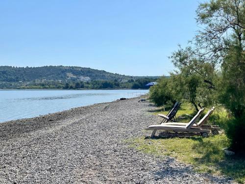 Apartamento Seascape - Relaxing Beach Home, Steps From The Water!