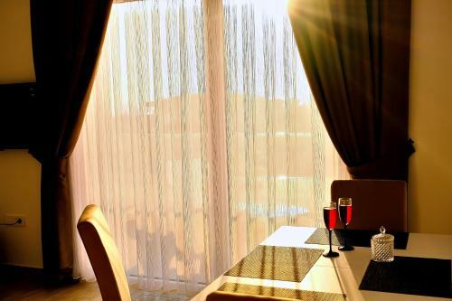 Hotel Aura Lux With Swimming Pool