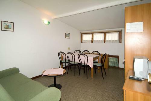 Camping Hotel Au Lac De Como