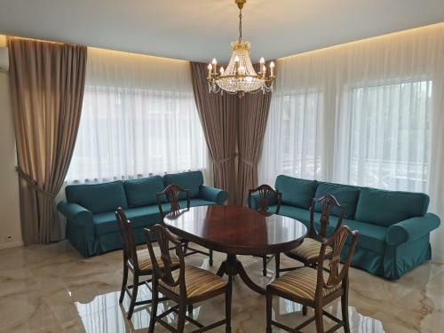 Beach Lounge Luxory Apartments