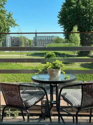 Apartamento Oldtown Flat With View To Jonas Hill-prime Rentals