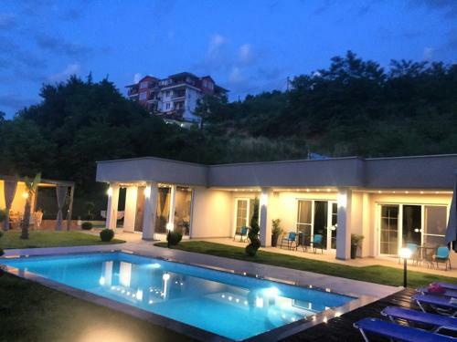 Apartamento Villa Dimo Topal