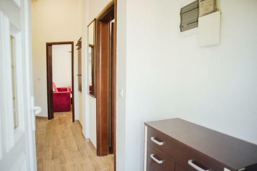 Three-bedroom Apartment Next To Tivat Airport